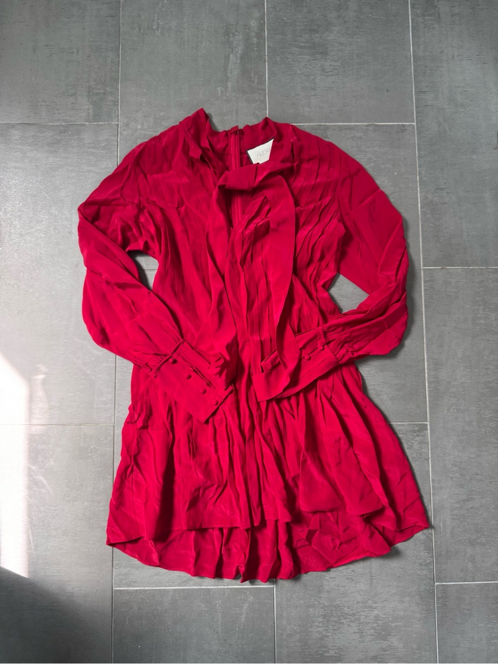 Alexis Theodora Silk Tie Neck Cocktail Dress - Picture 3 of 5
